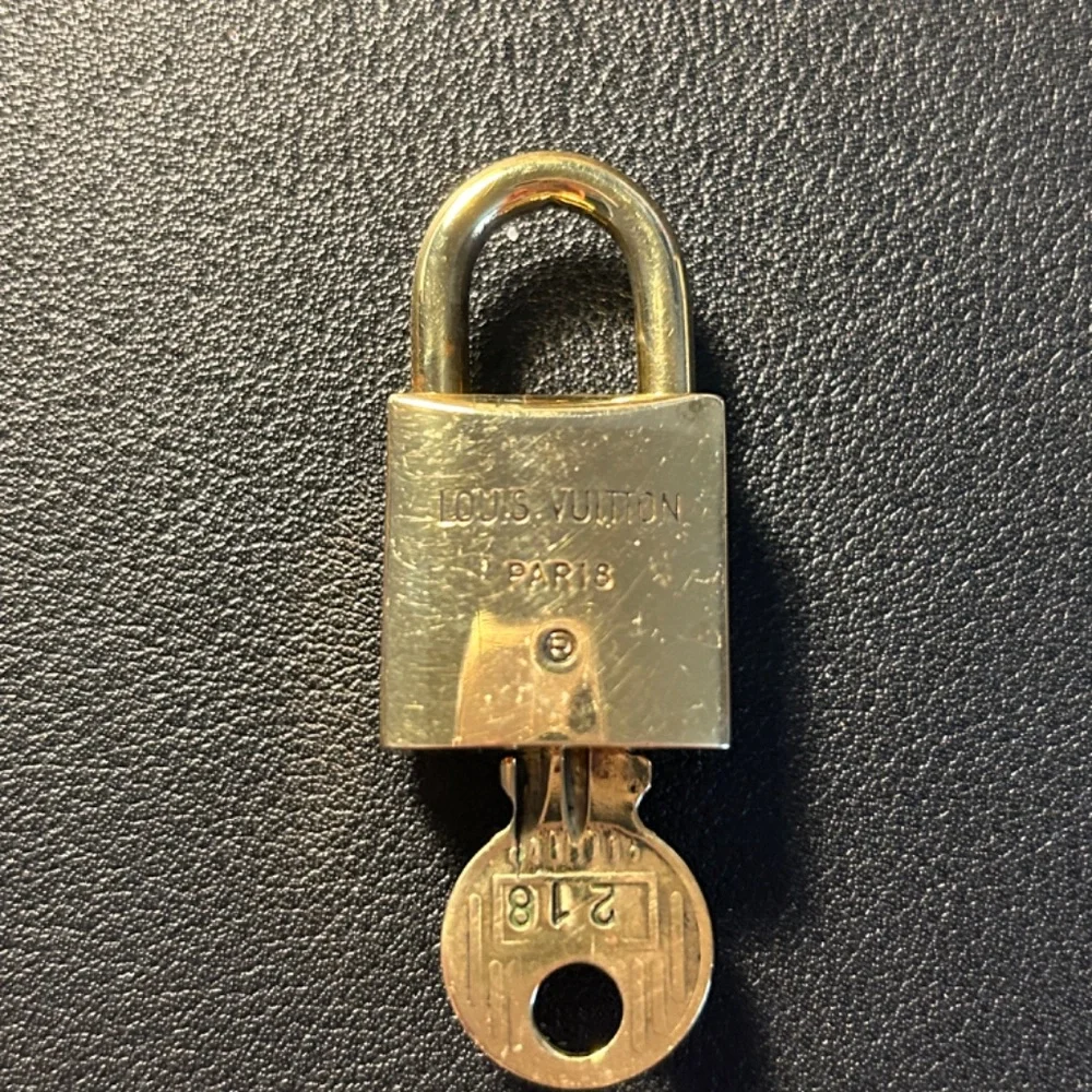 Louis Vuitton 200 Series Lock & Key - Choose your number - Picture 6 of 8
